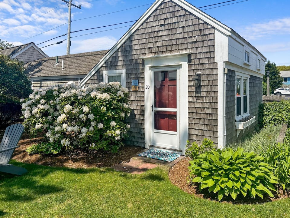 Welcome to Seaside Cottages - Cottage 20 - The Salt Box!