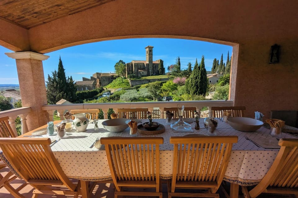 Terrace dining with Panoramic views