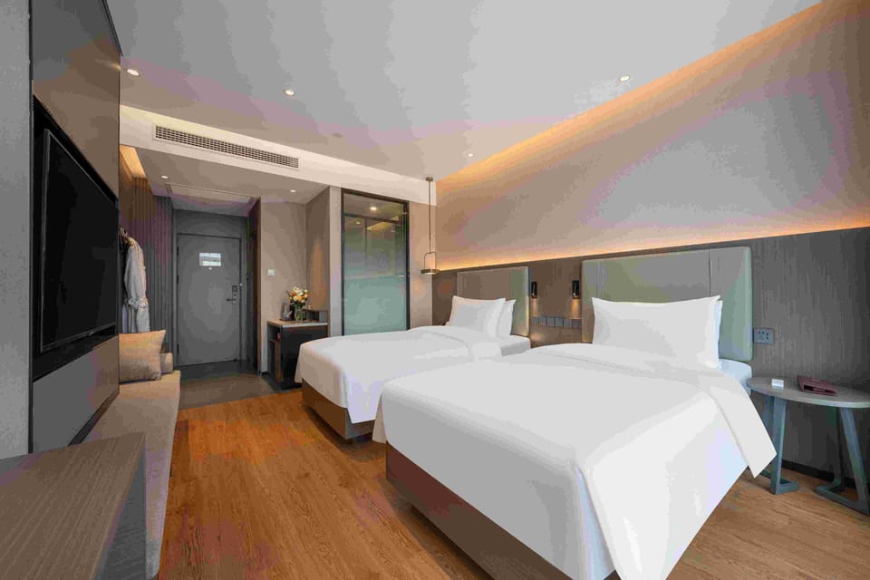 Comfort Twin Room, City View | Soundproofing, WiFi (free)