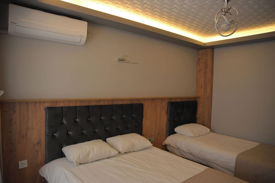 Desk, laptop workspace, iron/ironing board, free WiFi