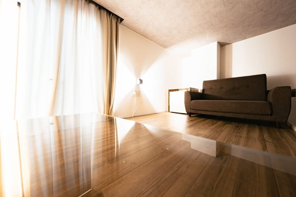 Design Twin Room, Non Smoking | Blackout drapes, WiFi (free), bed sheets
