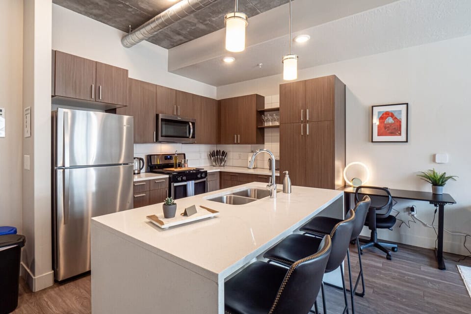 Fully stocked kitchen with everything you need
