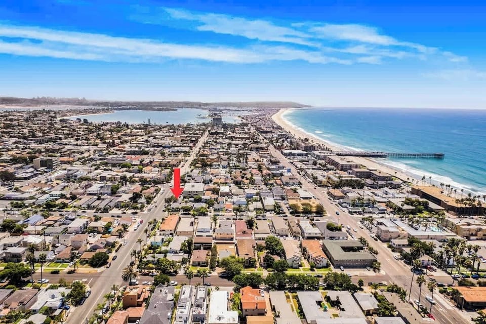 Beaches, brews, and beautiful scenery in San Diego! Pacific Beach is the perfect home base!