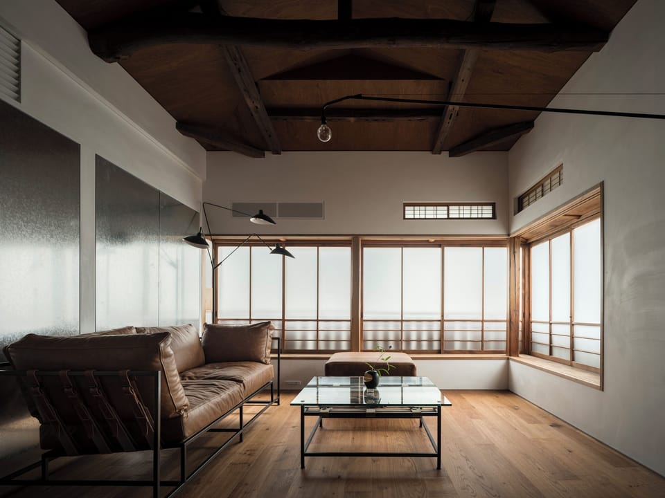 Quadruple Room, Non Smoking | Living area