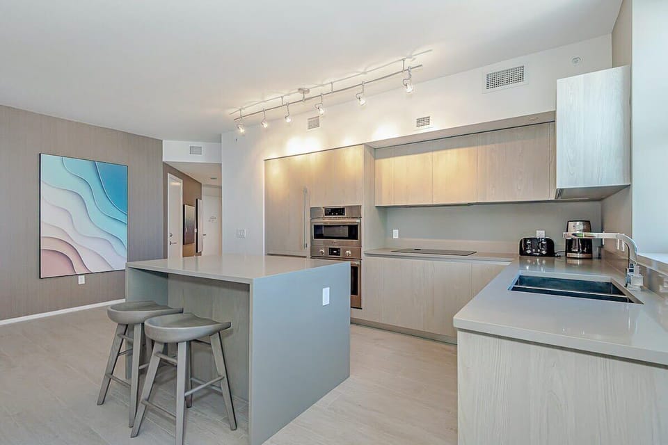 Fully-equipment kitchen