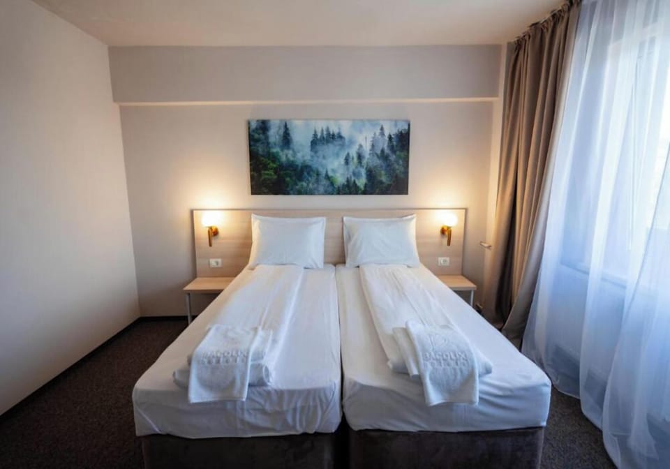 Standard Twin Room, Balcony | Free WiFi