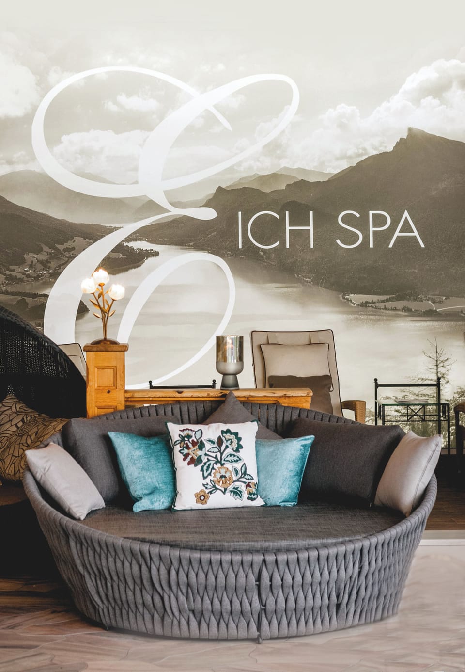 Couples treatment rooms, sauna, hydrotherapy, aromatherapy