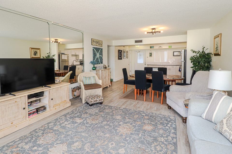 St. Augustine Beach Rentals Living Room