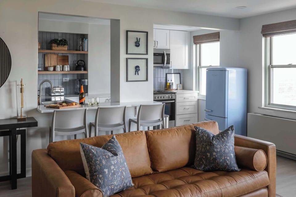 The perfect space to relax and recharge.

