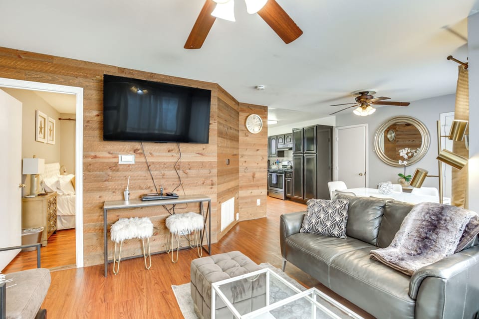 House (2 Bedrooms) | Interior