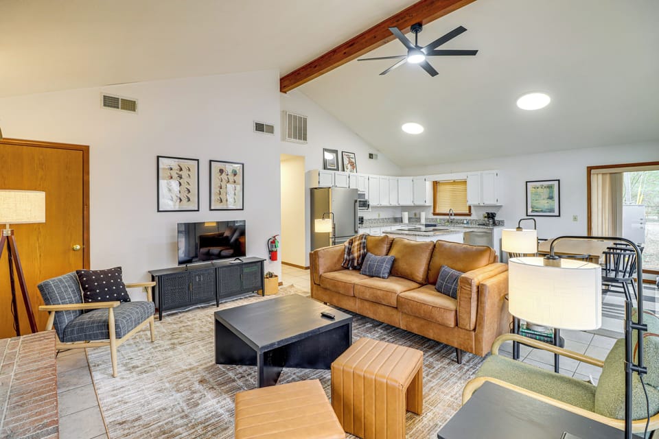 House (4 Bedrooms) | Interior