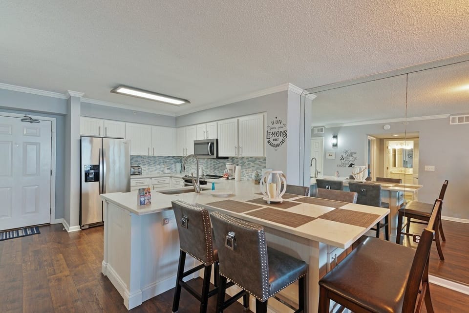 Condo, 2 Bedrooms | Private kitchen | Coffee/tea maker, fridge, toaster