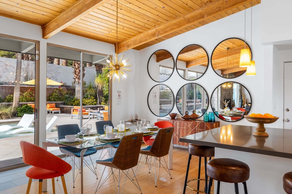 Mid-century modern dining room