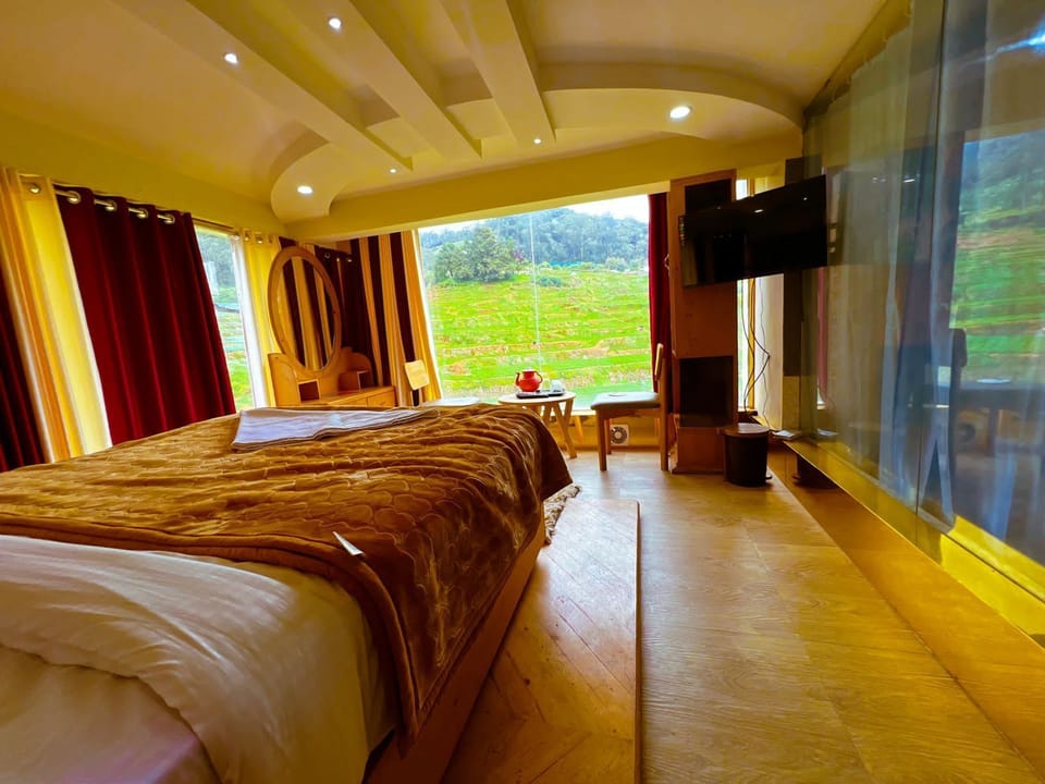 Panoramic Room, Hill View | Free WiFi