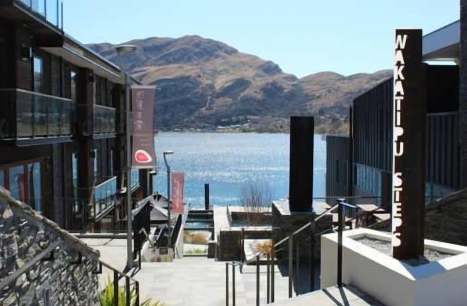 The steps down to the lakefront where you will find the Wakatipu Grill restaurant and the jetty to catch the Queenstown Water taxi into downtown Queenstown.