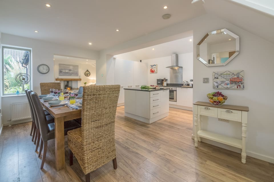 Ground floor: Dining area leading into Kitchen