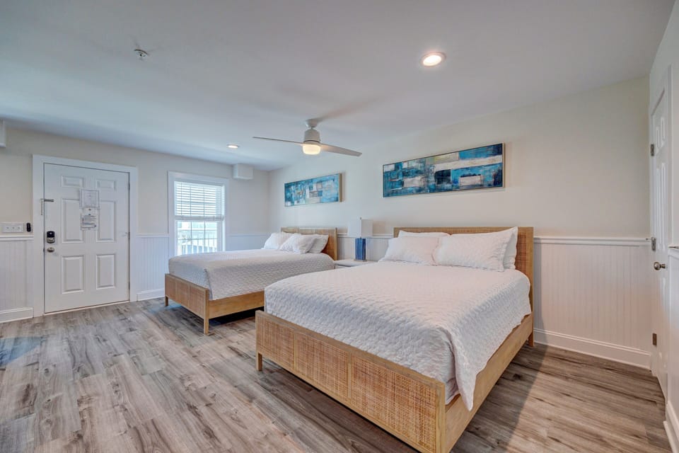 Surfside (02 & 05) 2