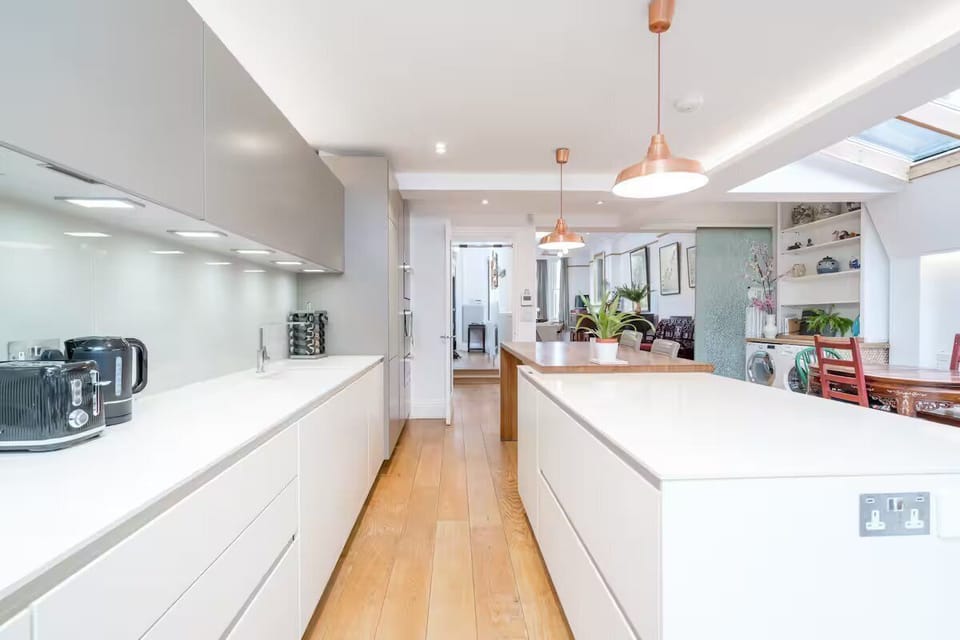 Luxury Apartment, City View | Private kitchen | Coffee/tea maker, electric kettle