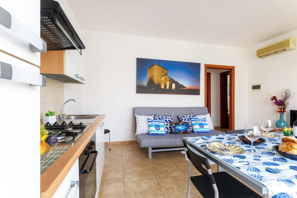 Apartment, 2 Bedrooms, Smoking, Balcony | Dining
