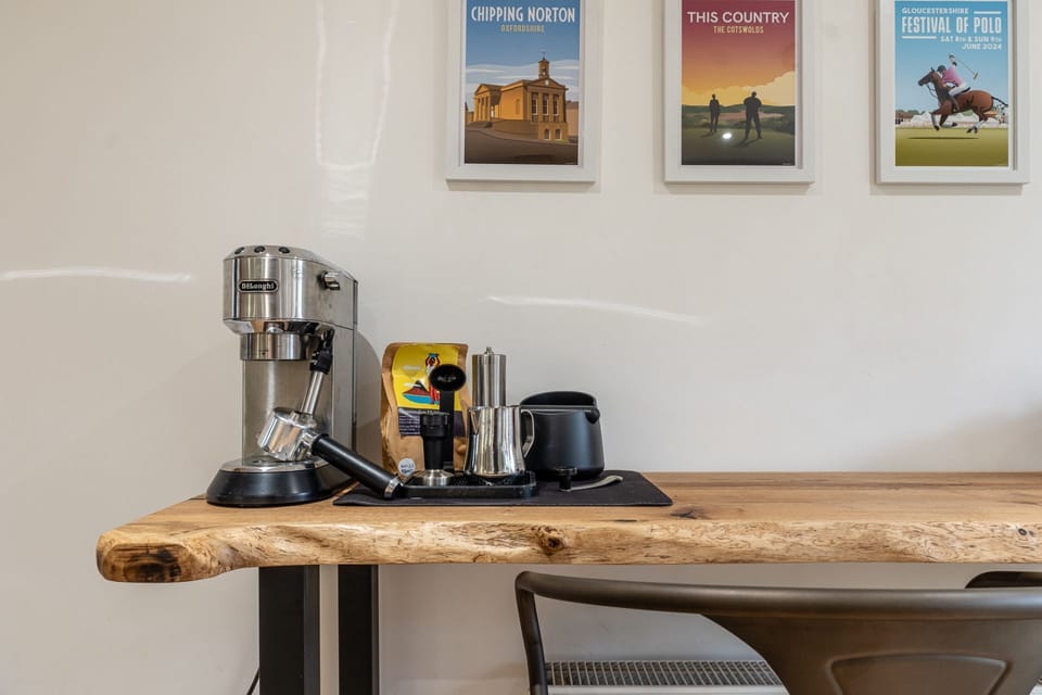 The Snug Kitchen - StayCotswold