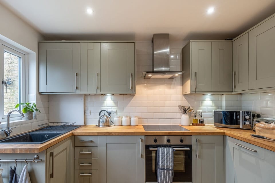 The Snug Kitchen - StayCotswold