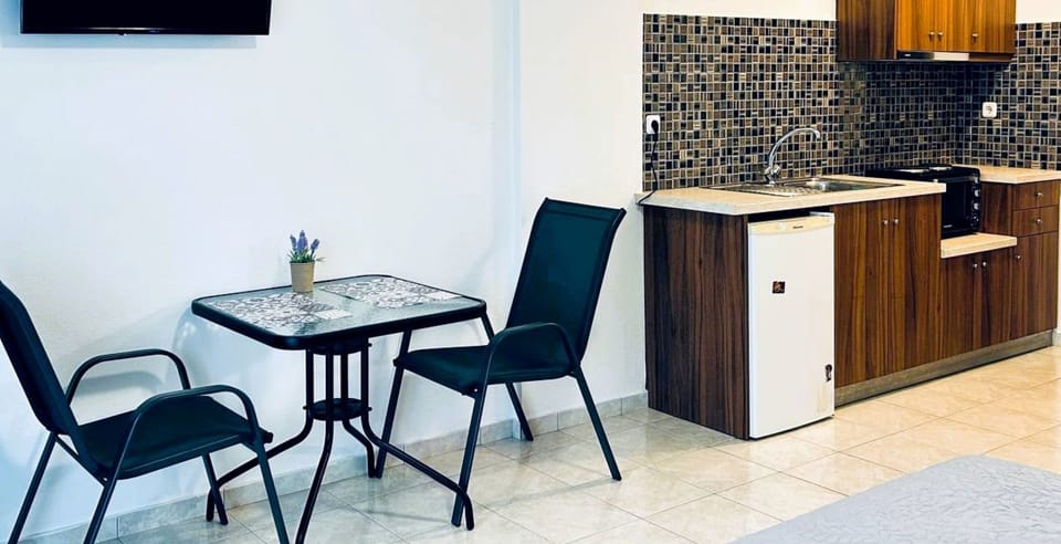 Comfort Double Room, Balcony, Mountain View | Mini-refrigerator