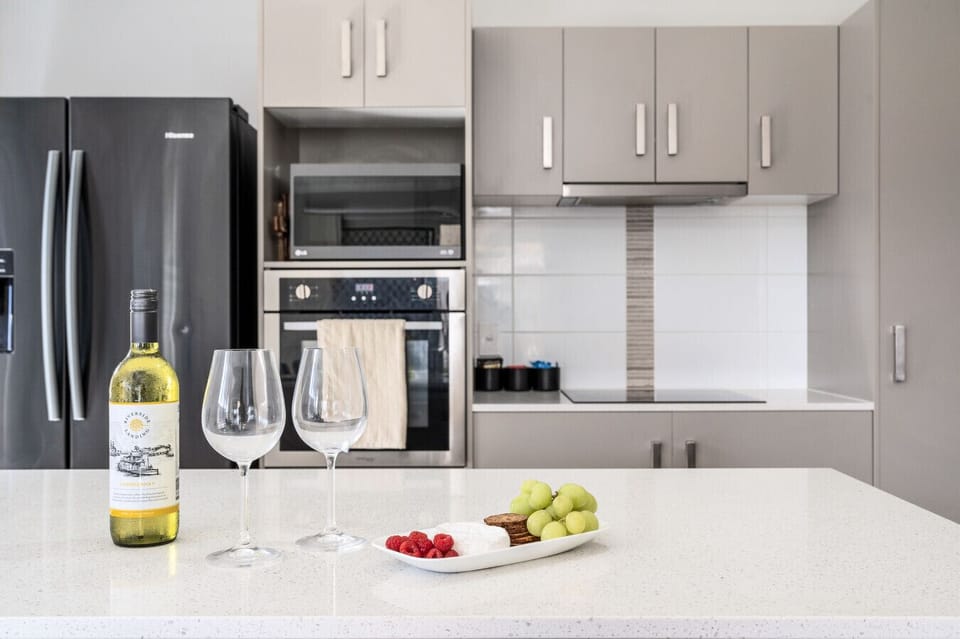 Kitchen with free wine