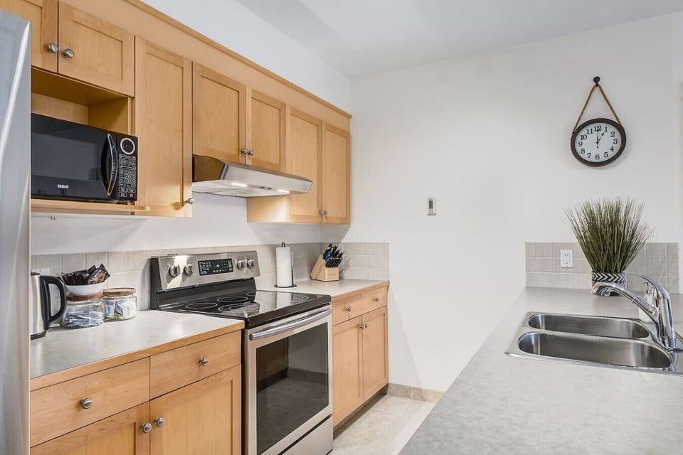 Kitchen with everything you need for a comfortable stay!
