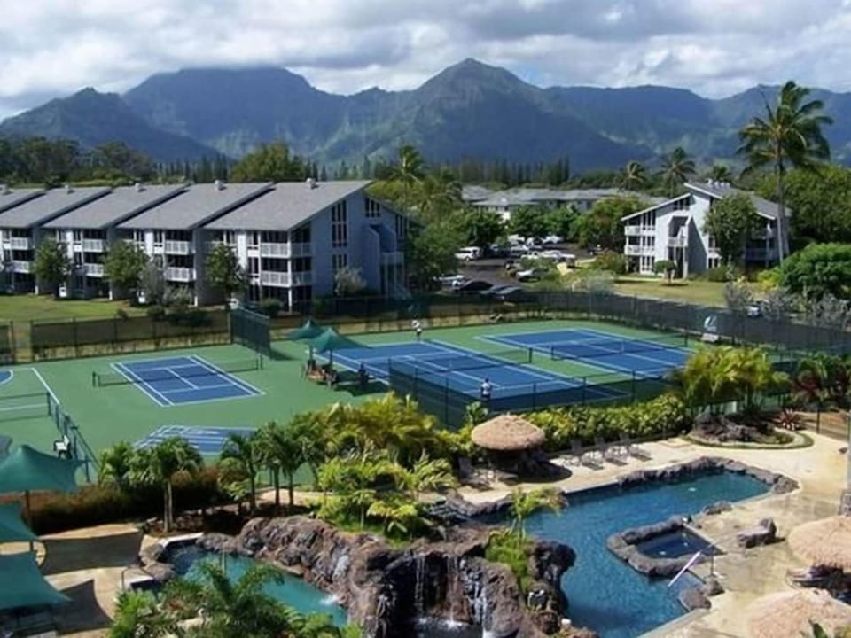 Tennis
