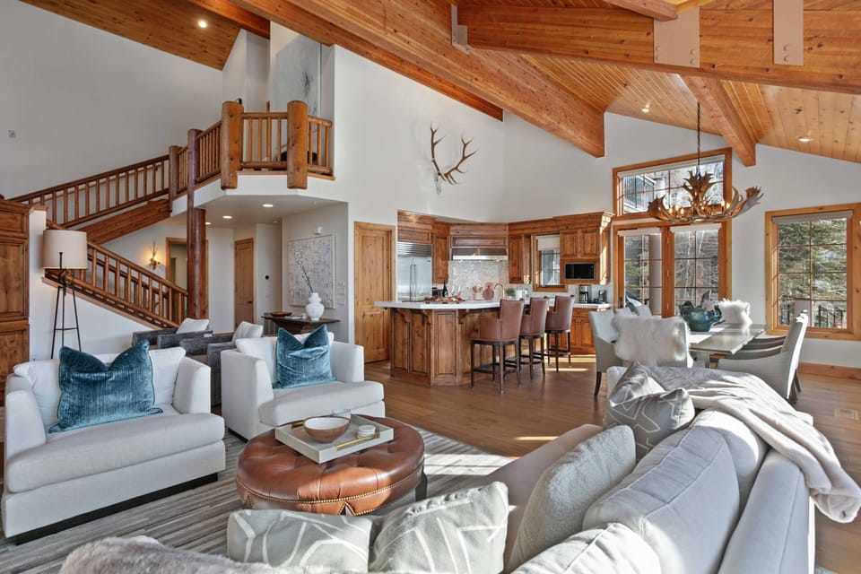 Architecture, Building, Furniture, Indoors, Living Room