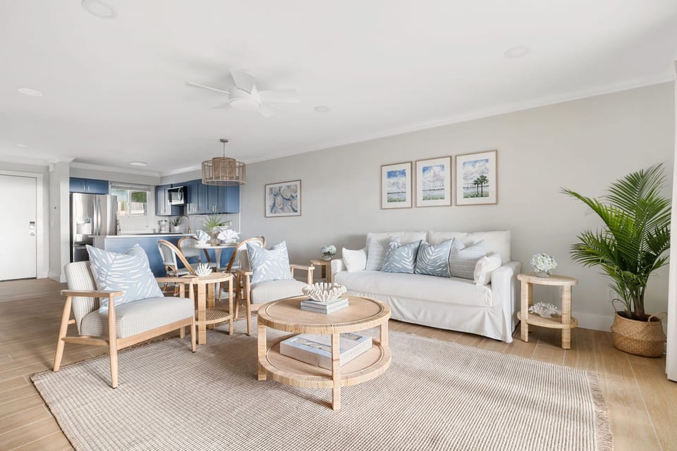 Spacious open floorplan from the welcome entrance to the kitchen and living room
