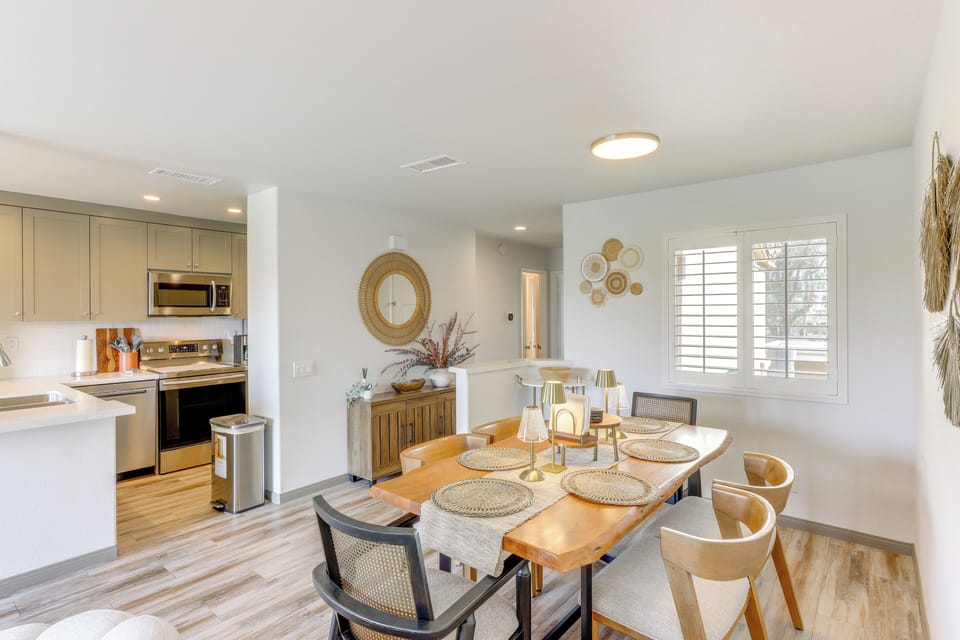 Dining Area | Dishware/Flatware | Trash Bags/Paper Towels