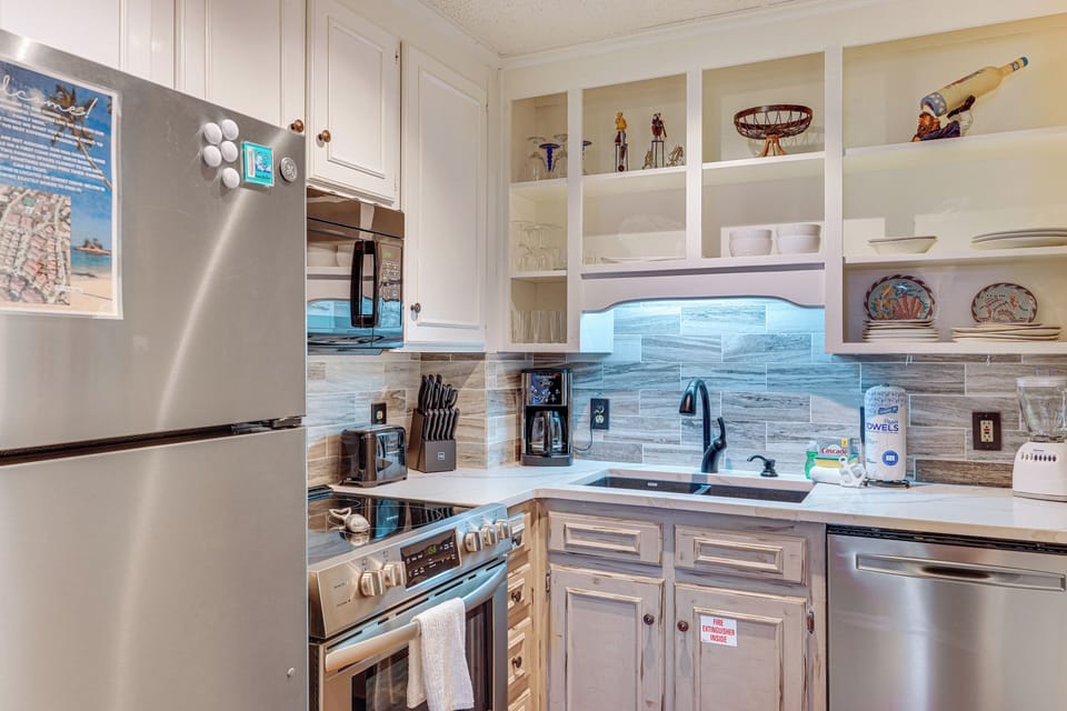 Kitchen | 1st Floor | Drip Coffee Maker | Blender | Toaster | Cooking Basics
