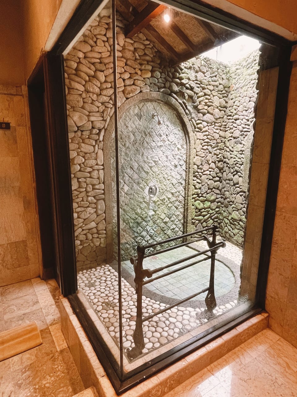 Villa, Garden Area | Bathroom | Shower, free toiletries, hair dryer, towels