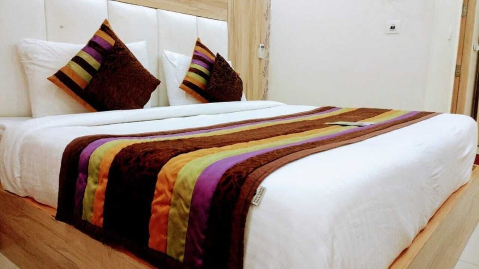 Superior Double Room, City View | Premium bedding, desk, laptop workspace, free WiFi