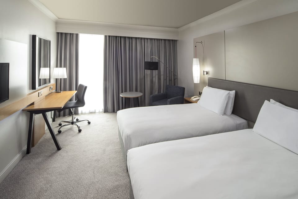 Egyptian cotton sheets, premium bedding, minibar, in-room safe