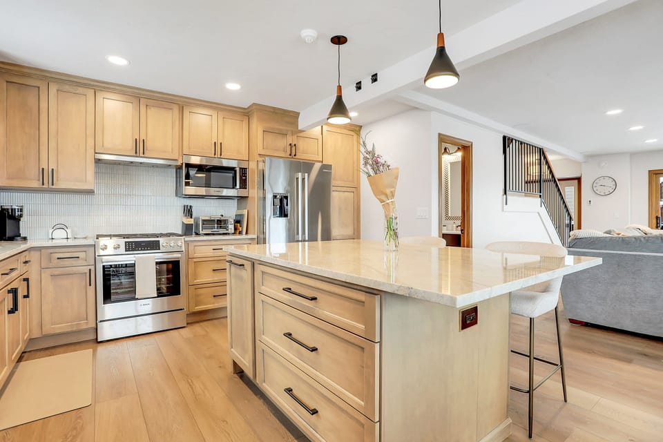 Full Gourmet Kitchen
