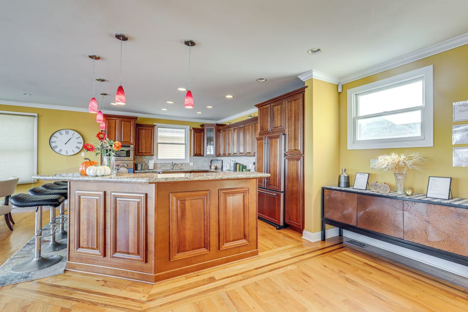 Kitchen | 2nd Floor | Bar Seating | Drip Coffee Maker | Toaster | Cooking Basics
