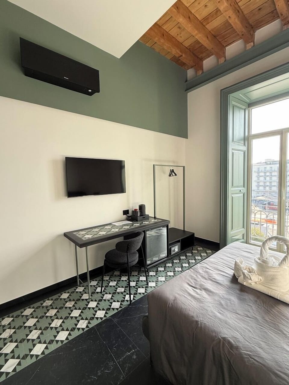 Deluxe Room, City View | In-room safe, desk, laptop workspace, soundproofing