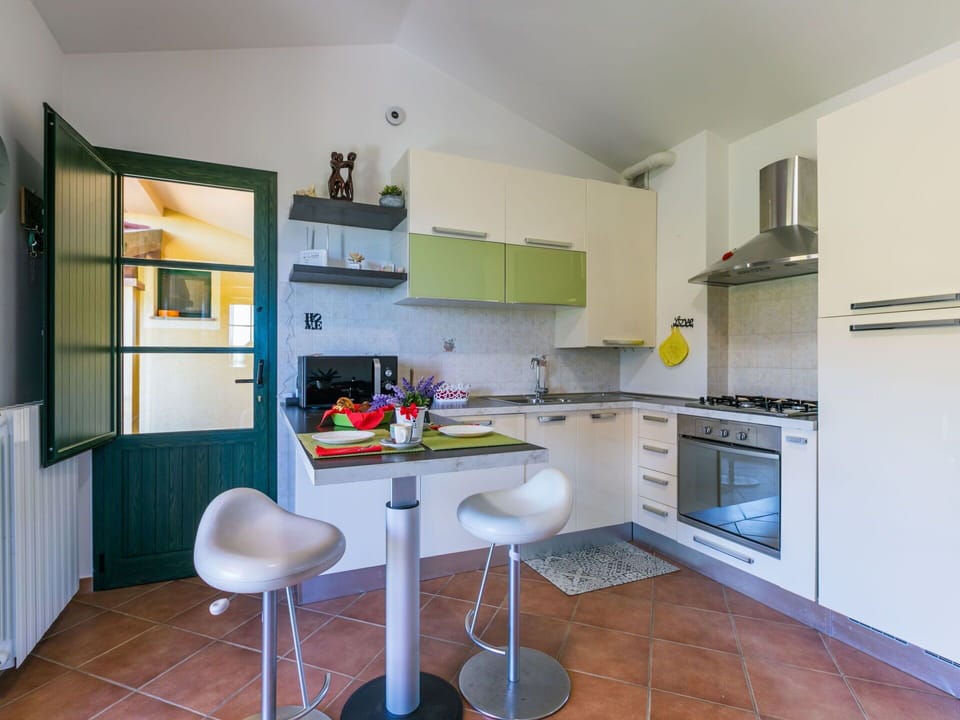 Kitchen, Interior Design, Countertop, Kitchen Appliance, Flooring, Furniture, Major Appliance, Ceiling, Room, Floor