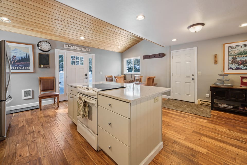 House, 3 Bedrooms | Interior