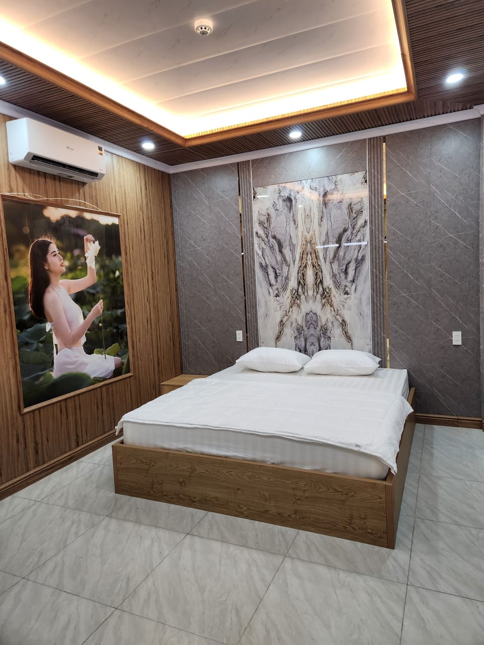 Basic Double Room Single Use, Private Bathroom, Courtyard Area | Desk, soundproofing, iron/ironing board, free WiFi