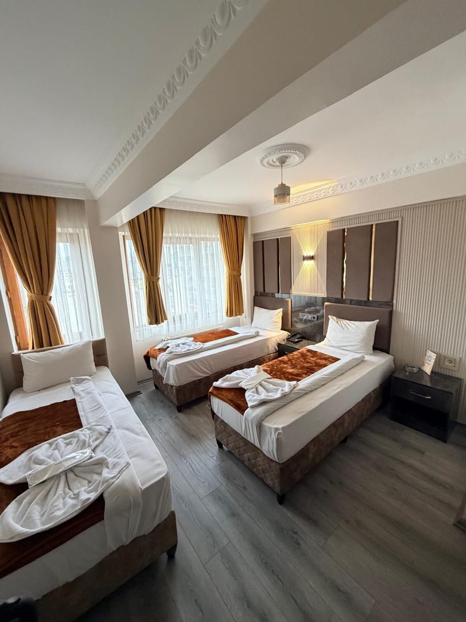 Standard Triple Room, 3 Twin Beds | Premium bedding, minibar, soundproofing, free WiFi