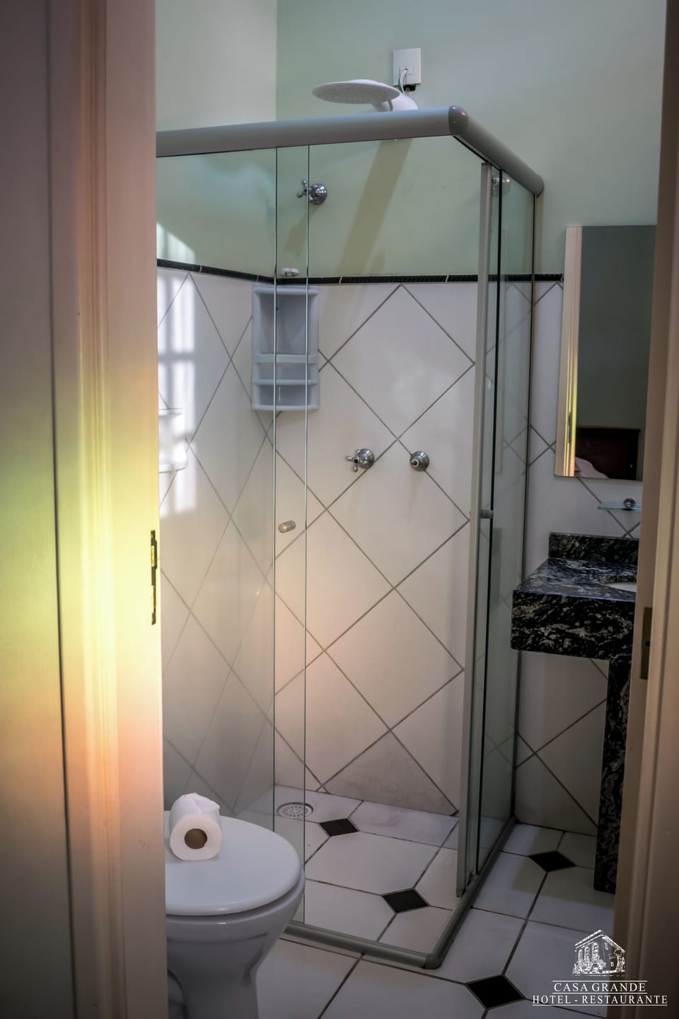 Deluxe Double Room | Bathroom | Shower, towels, soap, toilet paper