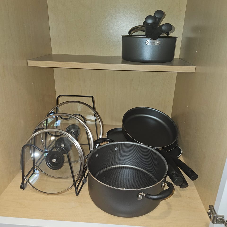 Pots and pans 