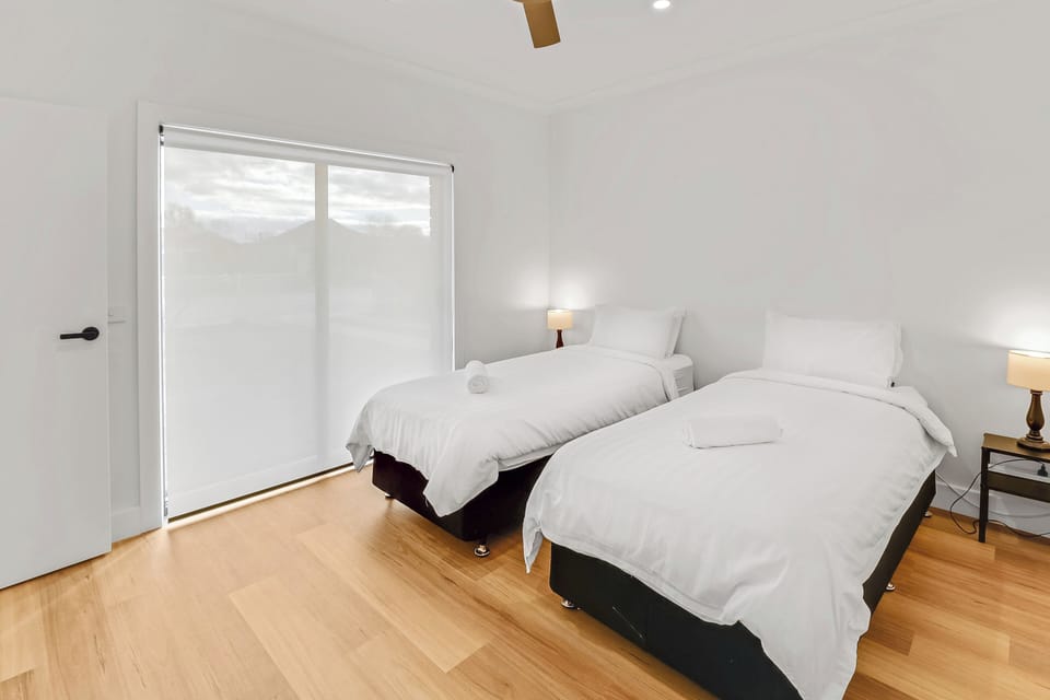 Family House, 4 Bedrooms | 4 bedrooms, blackout drapes, iron/ironing board, free WiFi