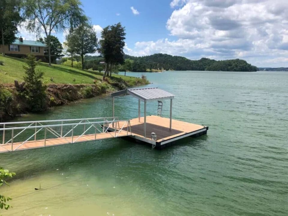 Dock