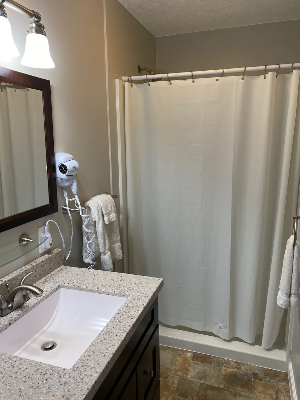 Towels, shampoo