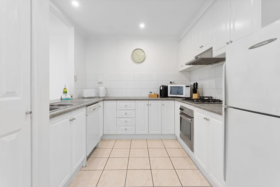 Full equipped kitchen