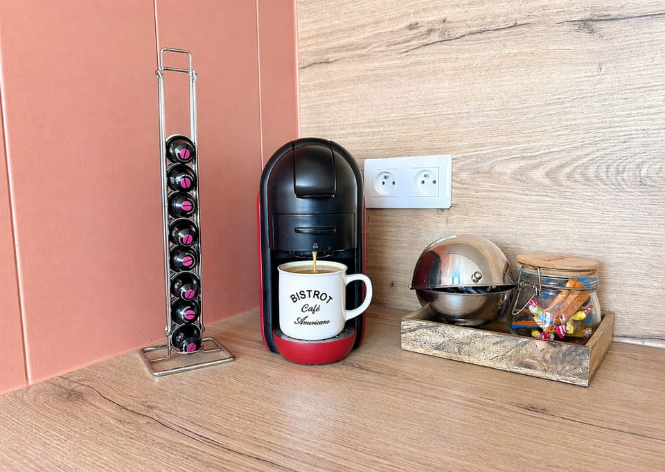 House | Private kitchen | Full-size fridge, microwave, oven, stovetop